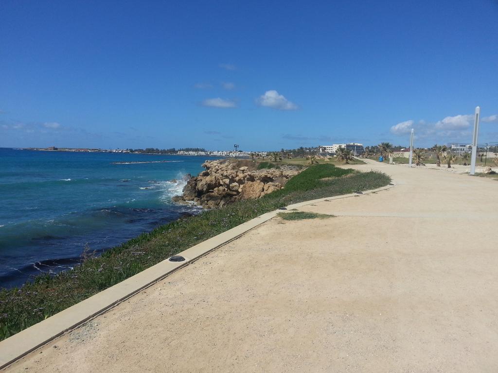 Faros Beach Пафос Екстер'єр фото
